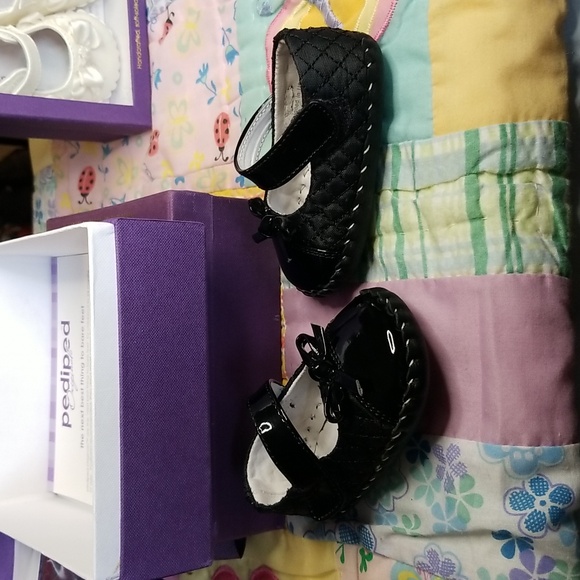 Pediped Black Patent leather & Quilted Fabric w/bow. Naomi 0-6 Months - Picture 4 of 4